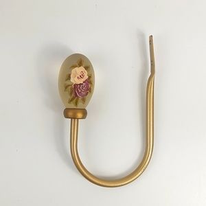 1 curtain holder tie back wall hook